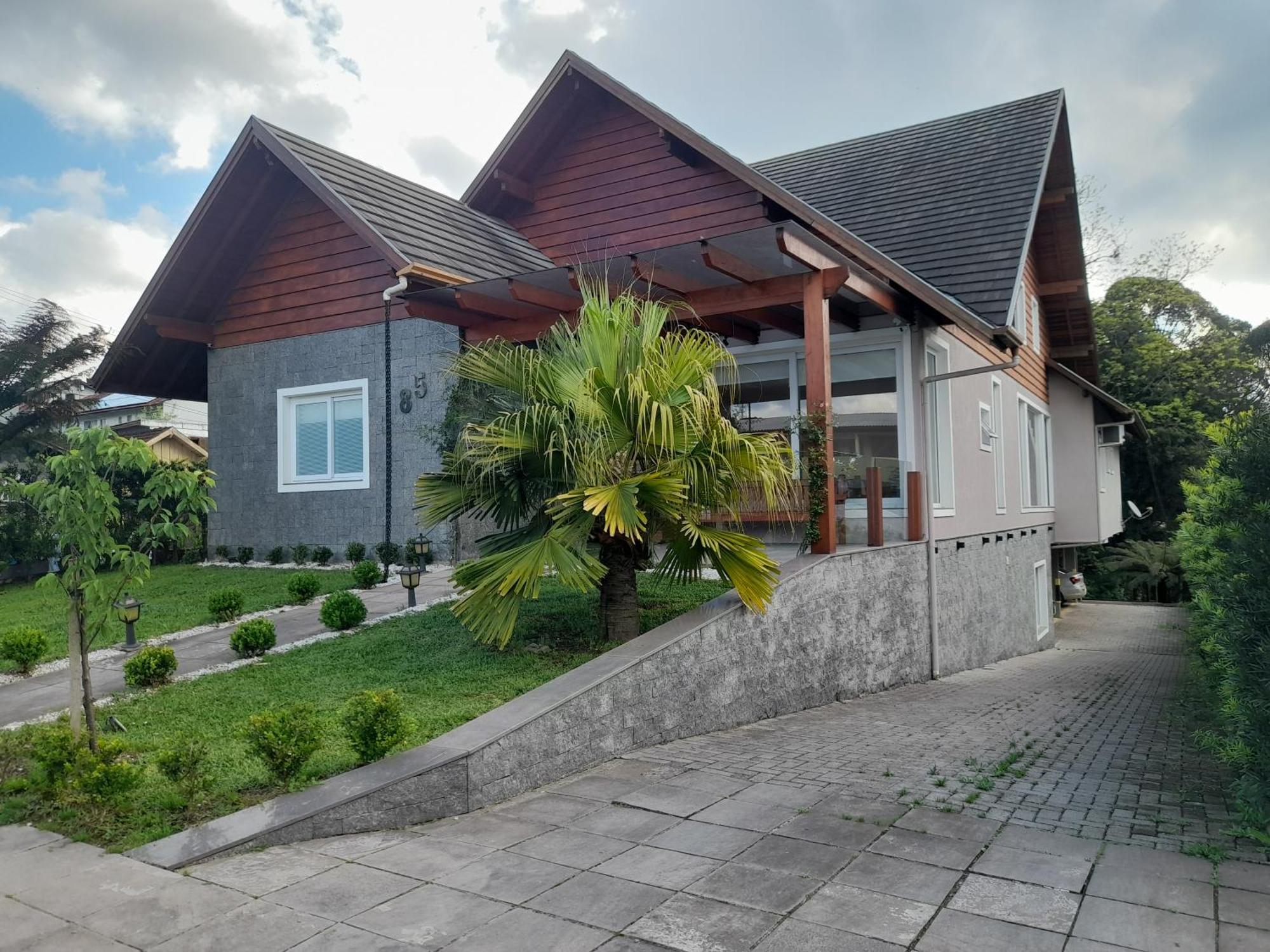 Hospedagem Jardins de Gramado Exterior foto
